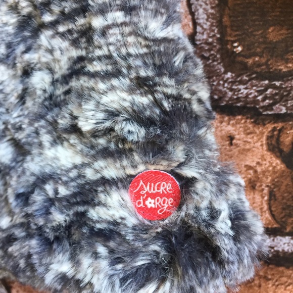 Sucre D’Orge Cropped Faux Fur Vest - Picture 2 of 3